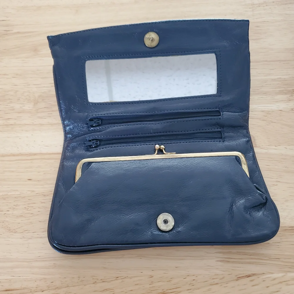 Vintage clutch blue